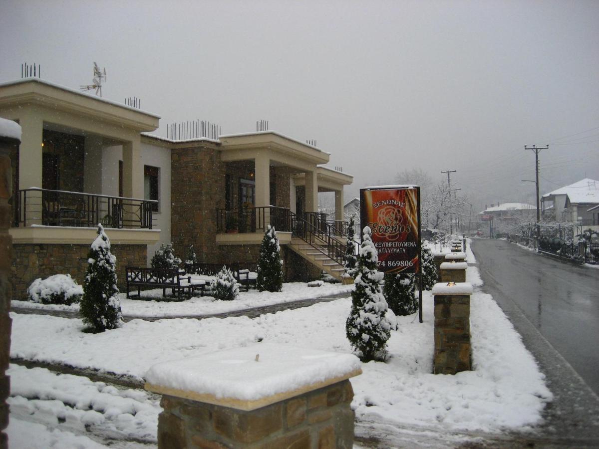 Villa Evenos Káto Loutrákion Exterior foto